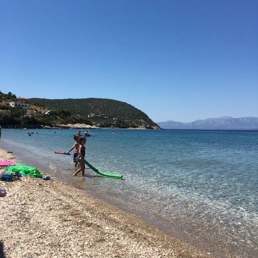 Eratous Seaside House Villa Agii Dimitrios ke Panteleimon Luaran gambar