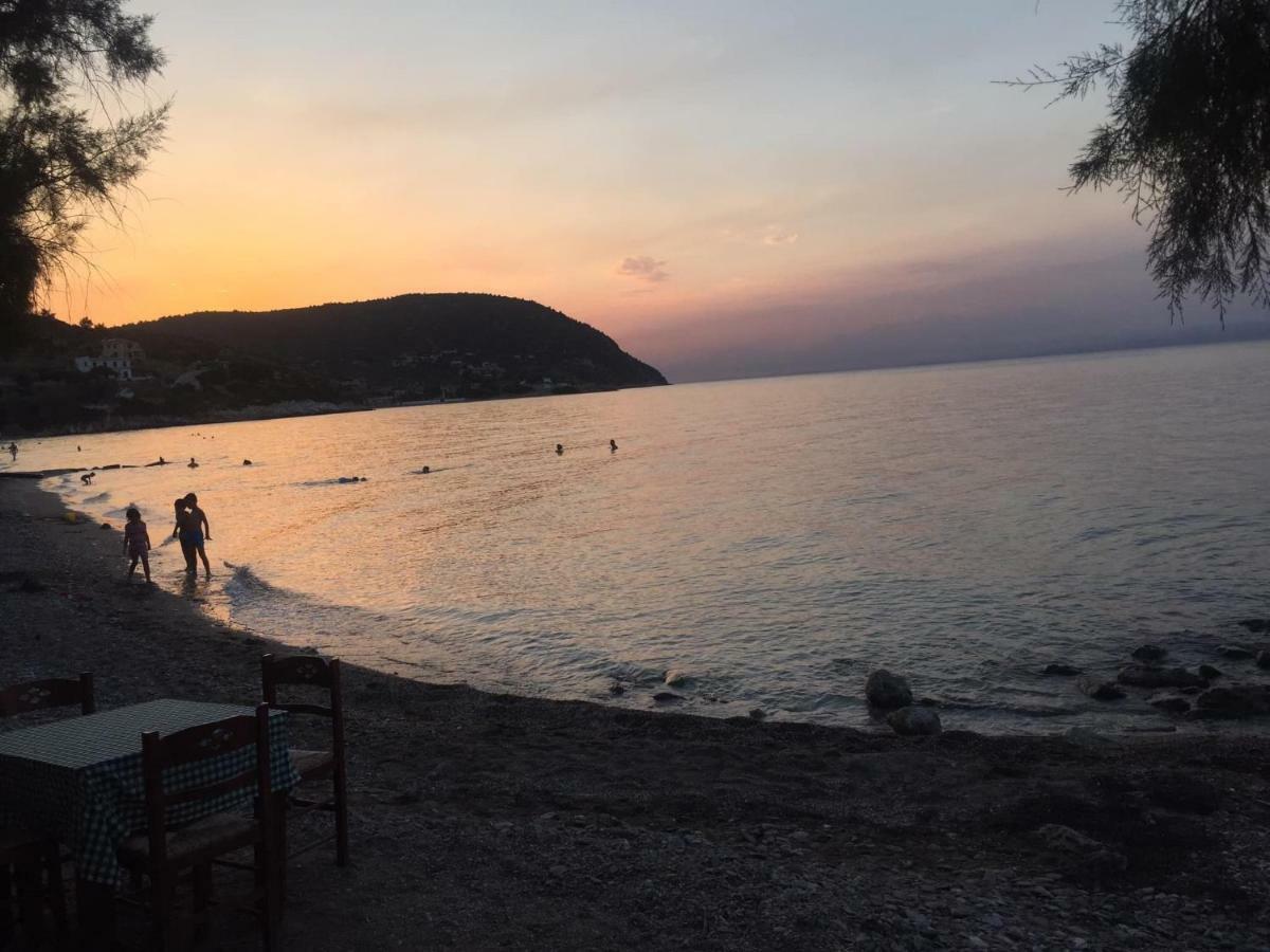 Eratous Seaside House Villa Agii Dimitrios ke Panteleimon Luaran gambar